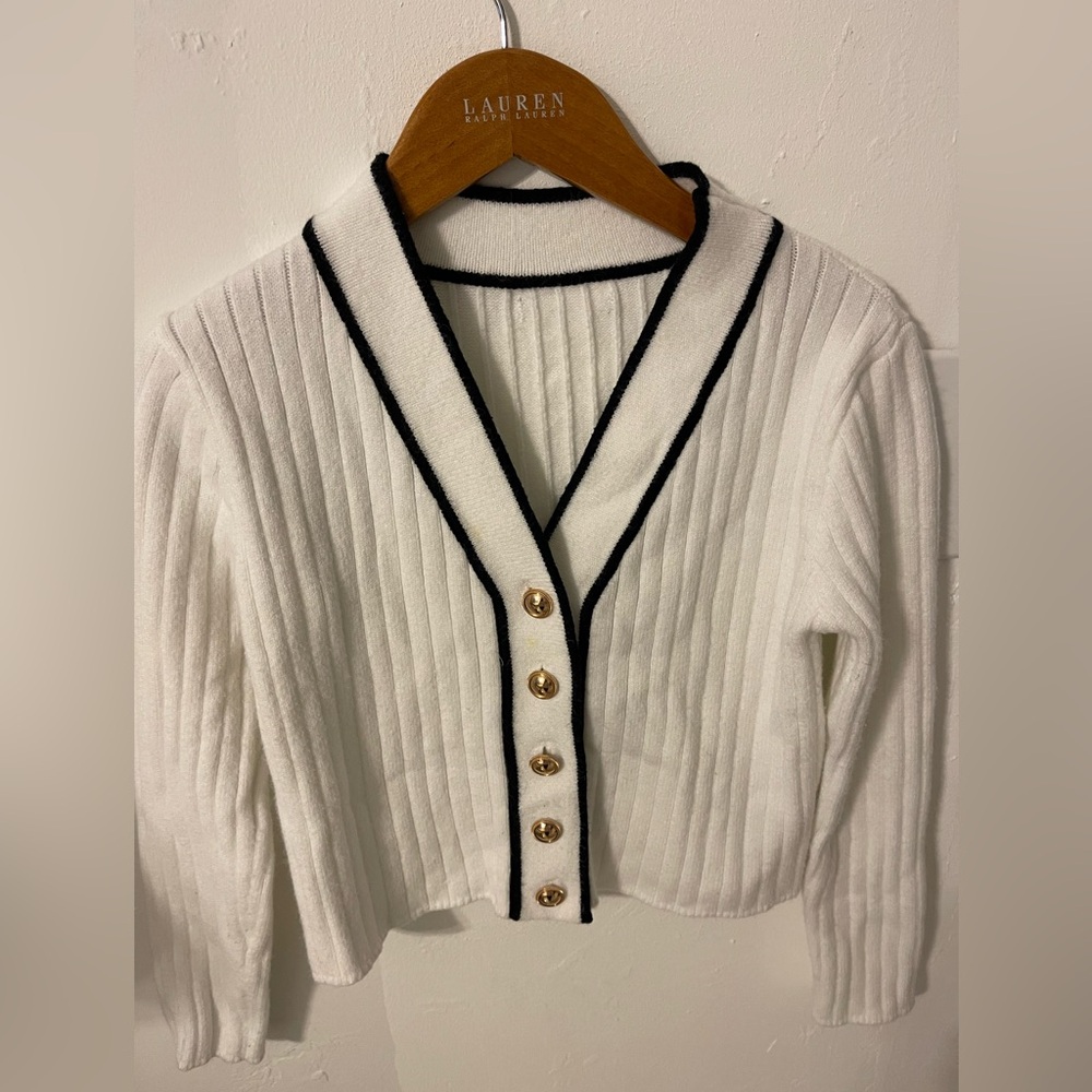 Beaut classy and eleg sweater